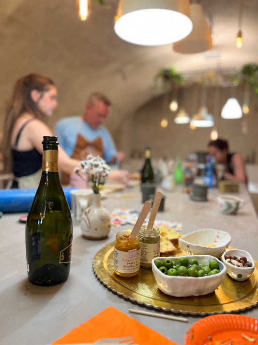 Prosecco & Pottery Workshop